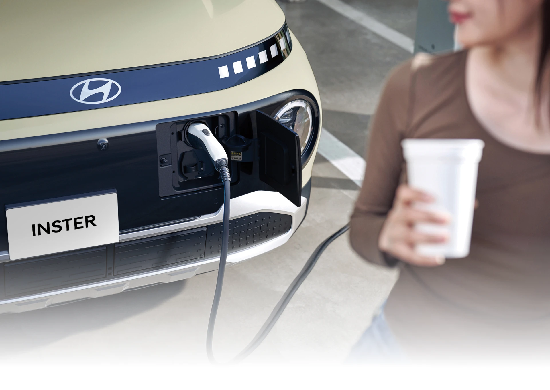 INSTER(インスター) Charging - EVに必要な充電を充実した機能でしっかりとサポート -Hyundai Mobility Japan (ヒョンデ ジャパン)