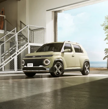 INSTER(インスター) - 室内にあるINSTERの様子 - Hyundai Mobility Japan (ヒョンデ ジャパン)