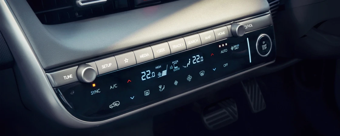 The new IONIQ 5 (アイオニック５)インテリア - 左右独立温度コントロールフルオートエアコン -  Hyundai Mobility Japan (ヒョンデ ジャパン)
