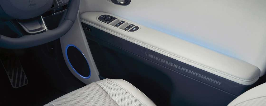 The new IONIQ 5 (アイオニック５)インテリア - アンビエントライト - Hyundai Mobility Japan (ヒョンデ ジャパン)