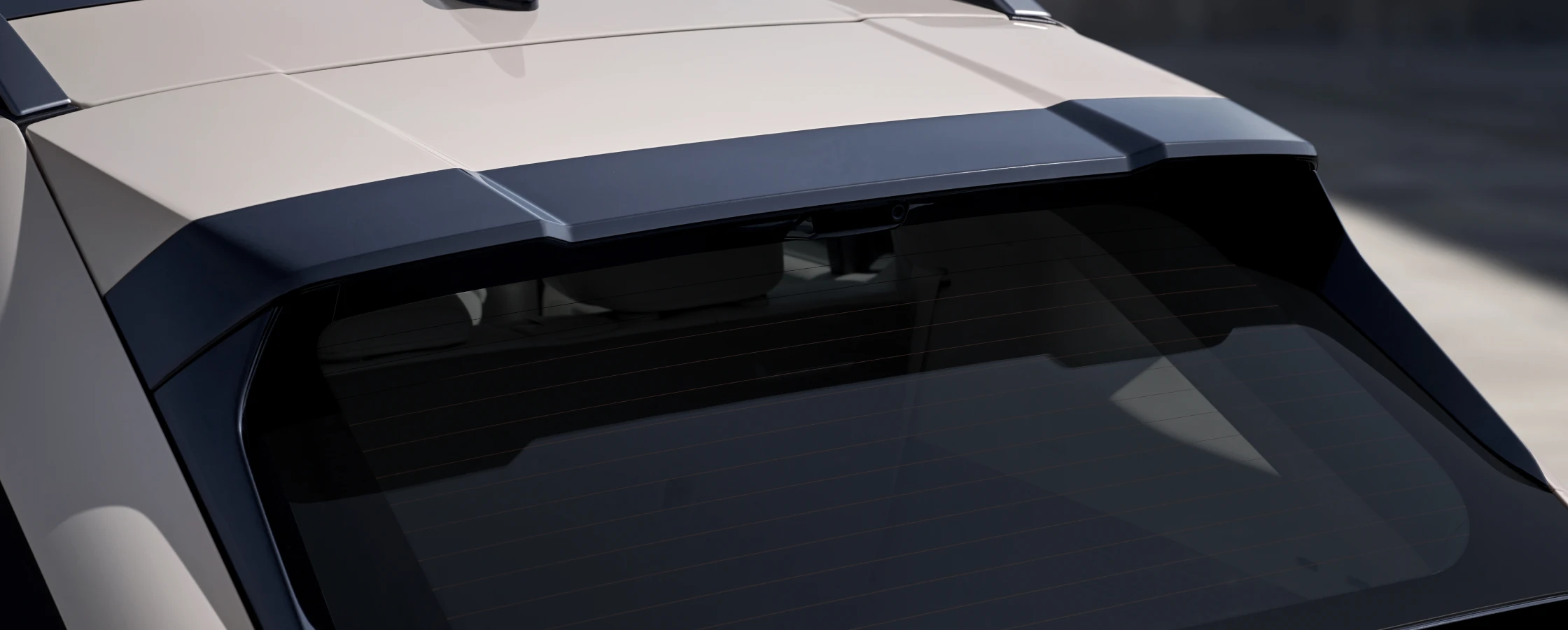 リヤスポイラー - Hyundai Mobility Japan (ヒョンデ ジャパン)