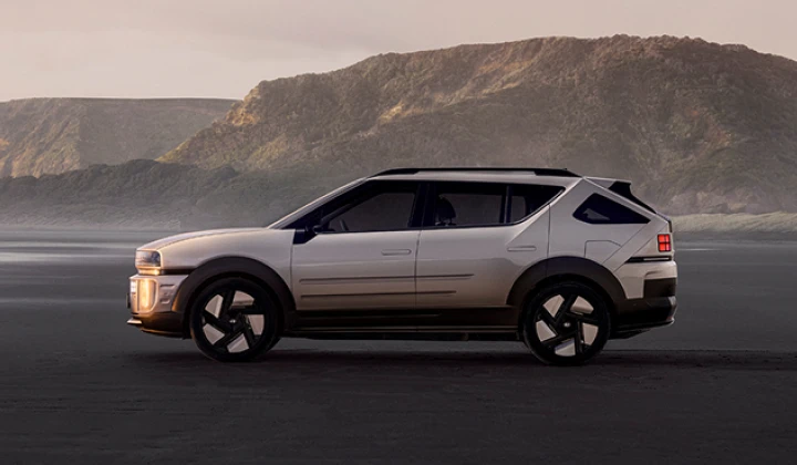 海岸の風景を横切る、全く新しいNEXOのサイド - Hyundai Mobility Japan (ヒョンデ ジャパン)