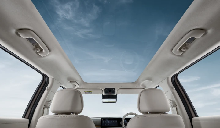 広い開放感を提供するThe all-new NEXOルーフ - Hyundai Mobility Japan (ヒョンデ ジャパン)