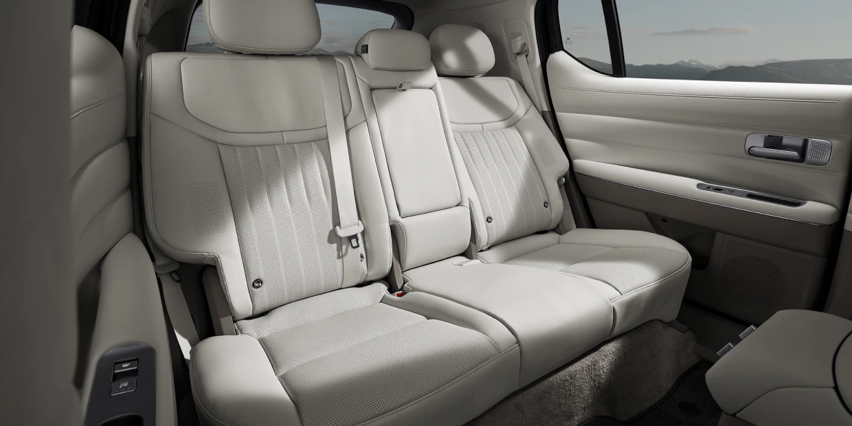 後席リクライニング機構 - Hyundai Mobility Japan (ヒョンデ ジャパン)