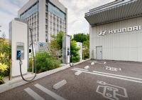 Hyundai Customer Experience Center 横浜バーチャル・ショールーム：充電システム - Hyundai Mobility Japan (ヒョンデ ジャパン)