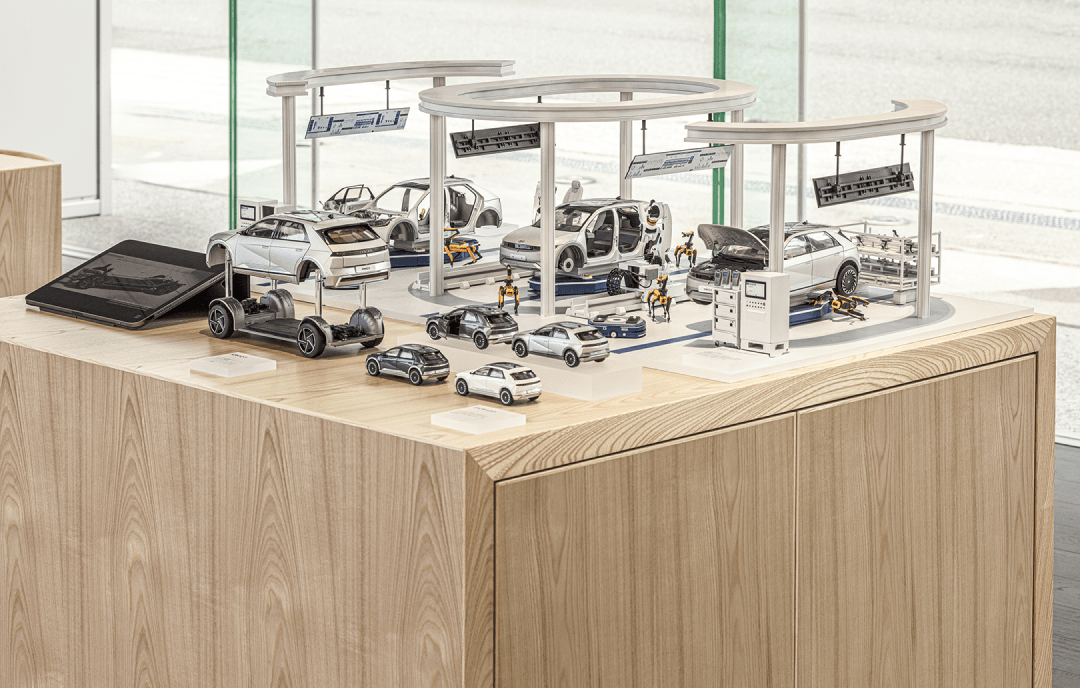 Hyundai Customer Experience Center Yokohama 横浜 サービス技術トレーニング - ヒョンデモビリティジャパン